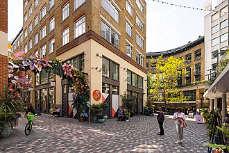 Slingsby Place, Strand, WC2E