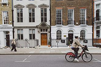 Queen Anne Street, Marylebone, W1G